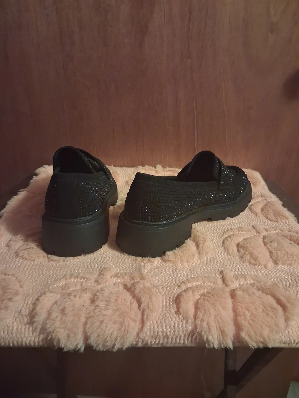 Forever Link Black Glitter Loafers for Women NWOT